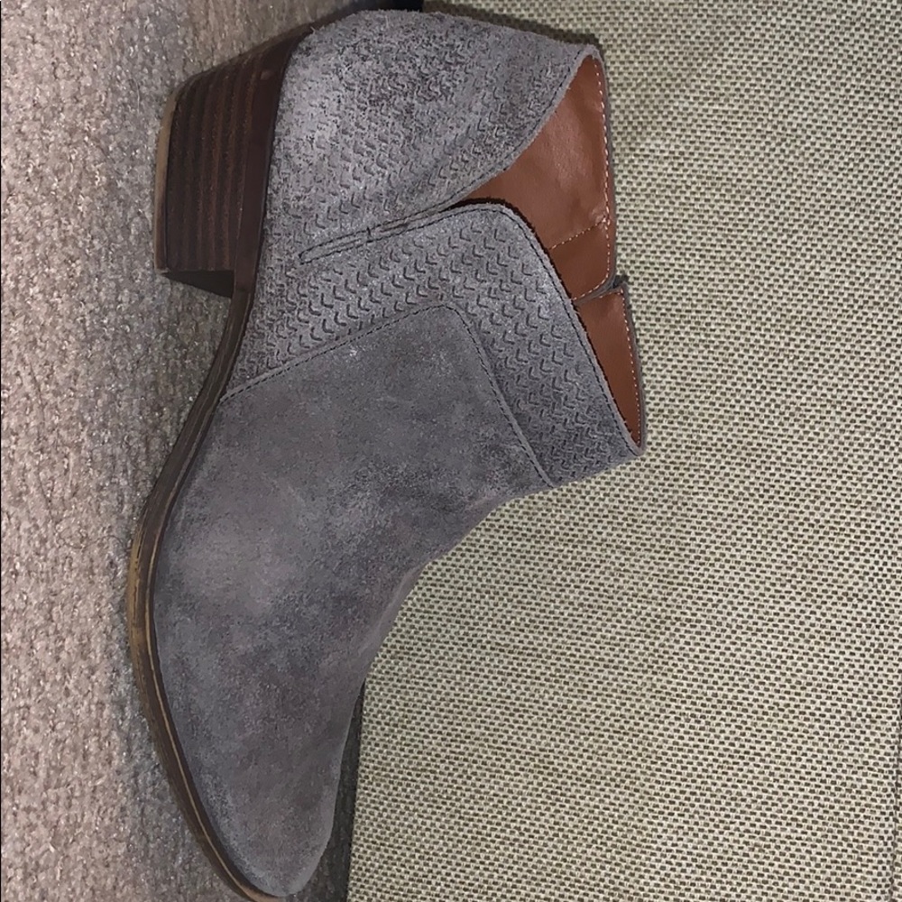 Lucky bran grey booties